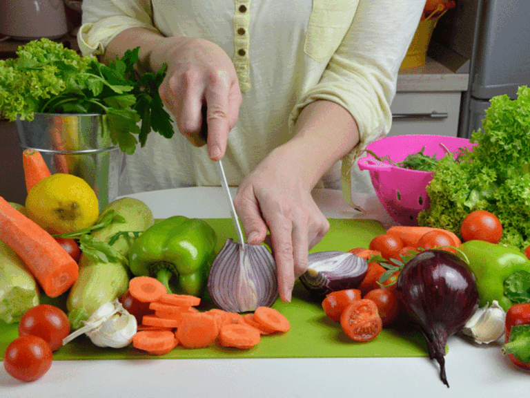 Tips for Preparing Meals Rich in Vitamins and Minerals